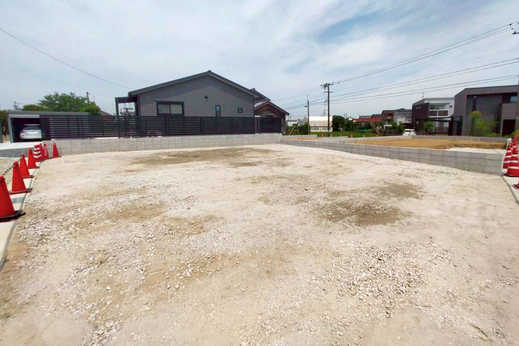 50坪の土地にはどんな家が建つ？庭・駐車3台も考えた土地と間取りの考え方